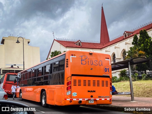 BIUSA 01 na cidade de Merced, San José, San José, Costa Rica, por Sebas Gamboa. Número da foto: #13292664.