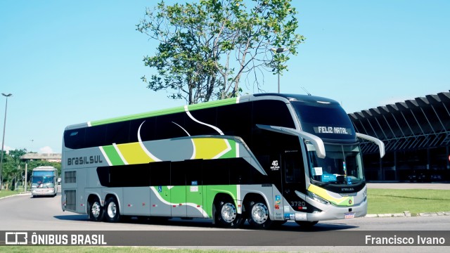 Brasil Sul Linhas Rodoviárias 3720 na cidade de Florianópolis, Santa Catarina, Brasil, por Francisco Ivano. Número da foto: #13293054.