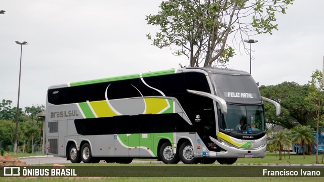 Brasil Sul Linhas Rodoviárias 3810 na cidade de Florianópolis, Santa Catarina, Brasil, por Francisco Ivano. Número da foto: #13293072.