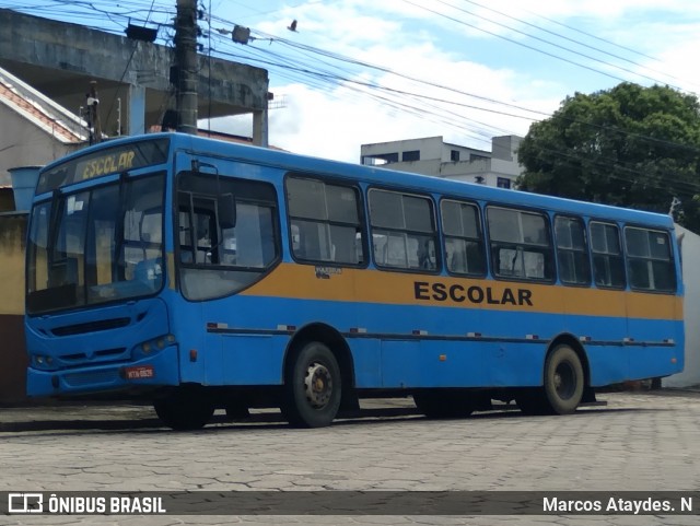 Escolares 8826 na cidade de Linhares, Espírito Santo, Brasil, por Marcos Ataydes. N. Número da foto: #13292257.