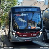 Nova Paineira Transportes Urbanos S.A 7 5609 na cidade de São Paulo, São Paulo, Brasil, por Michel Nowacki. Número da foto: #:id.