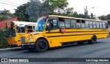 Autotransportes Villalobos y Sánchez MyL 26 na cidade de San Rafael, San Rafael, Heredia, Costa Rica, por Luis Diego Sánchez. Número da foto: #13290894.
