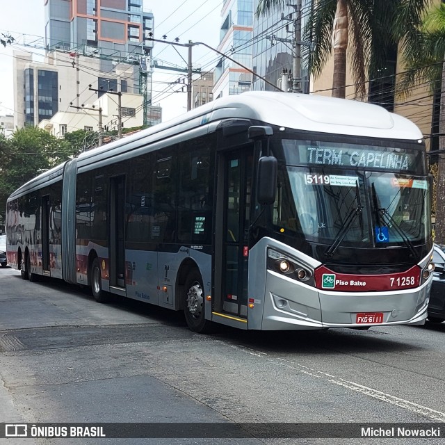 Viação Campo Belo 7 1258 na cidade de São Paulo, São Paulo, Brasil, por Michel Nowacki. Número da foto: #13295602.