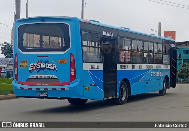 ETSIBOSA - Empresa de Transportes Simon Bolívar  na cidade de Villa María del Triunfo, Lima, Lima Metropolitana, Peru, por Fabricio Cortez. Número da foto: #13293587.