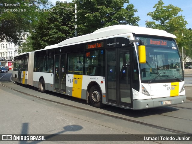 De Lijn 5184 na cidade de Brussels, Brussels, Bélgica, por Ismael Toledo Junior. Número da foto: #13294009.