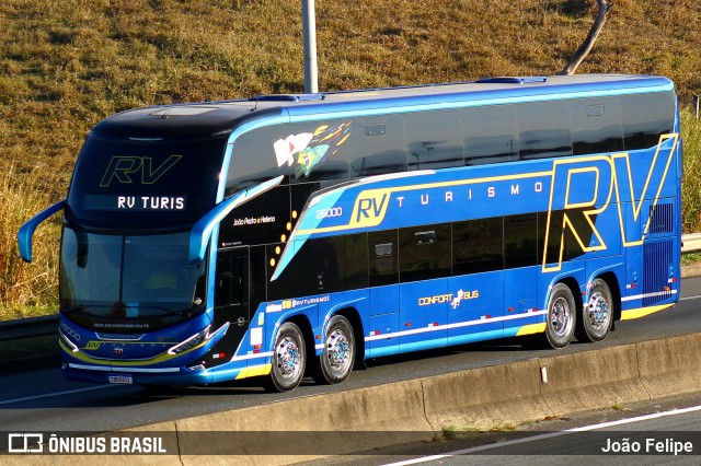 RV Turismo 27000 na cidade de Canas, São Paulo, Brasil, por João Felipe. Número da foto: #13294693.
