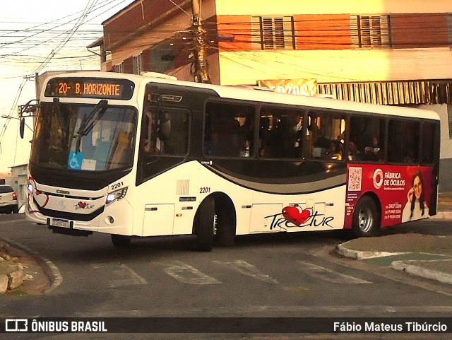 Trectur 2201 na cidade de Três Corações, Minas Gerais, Brasil, por Fábio Mateus Tibúrcio. Número da foto: #13294903.