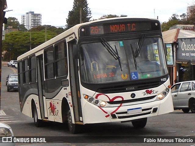 Trectur 1433 na cidade de Três Corações, Minas Gerais, Brasil, por Fábio Mateus Tibúrcio. Número da foto: #13296208.