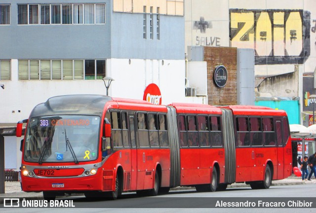 Expresso Azul JE702 na cidade de Curitiba, Paraná, Brasil, por Alessandro Fracaro Chibior. Número da foto: #13294238.