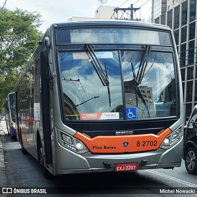 Viação Gato Preto 8 2702 na cidade de São Paulo, São Paulo, Brasil, por Michel Nowacki. Número da foto: #13295507.