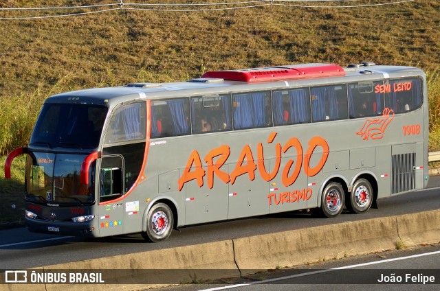 Araújo Turismo 1908 na cidade de Canas, São Paulo, Brasil, por João Felipe. Número da foto: #13294732.