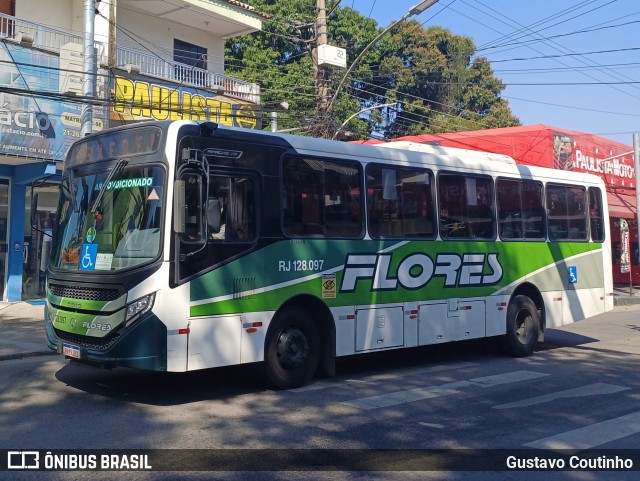 Transportes Flores RJ 128.097 na cidade de Duque de Caxias, Rio de Janeiro, Brasil, por Gustavo Coutinho. Número da foto: #13294881.
