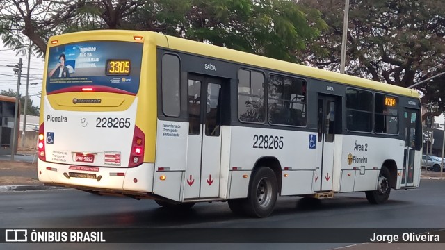 Viação Pioneira 228265 na cidade de Gama, Distrito Federal, Brasil, por Jorge Oliveira. Número da foto: #13295709.