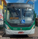Sudeste Transportes Coletivos 3323 na cidade de Porto Alegre, Rio Grande do Sul, Brasil, por Joao Victor. Número da foto: #:id.