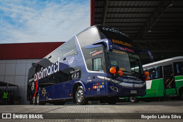 Andimar 371 na cidade de Huechuraba, Santiago, Metropolitana de Santiago, Chile, por Rogelio Labra Silva. Número da foto: #13269130.