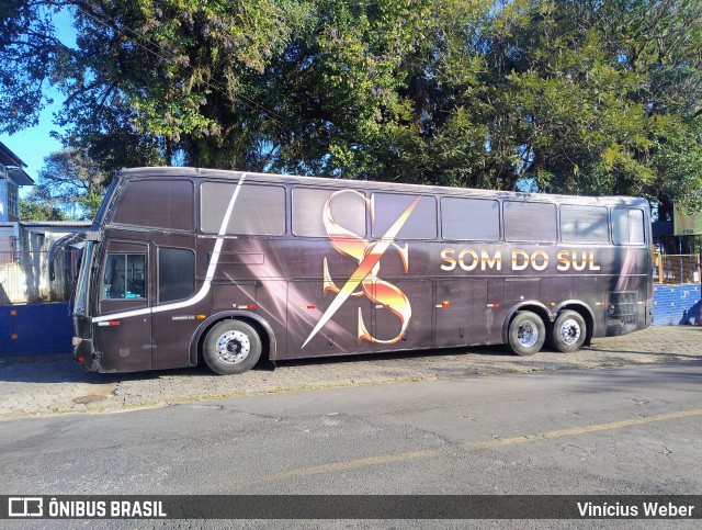 Grupo Som do Sul 9560 na cidade de Criciúma, Santa Catarina, Brasil, por Vinícius Weber. Número da foto: #13269489.