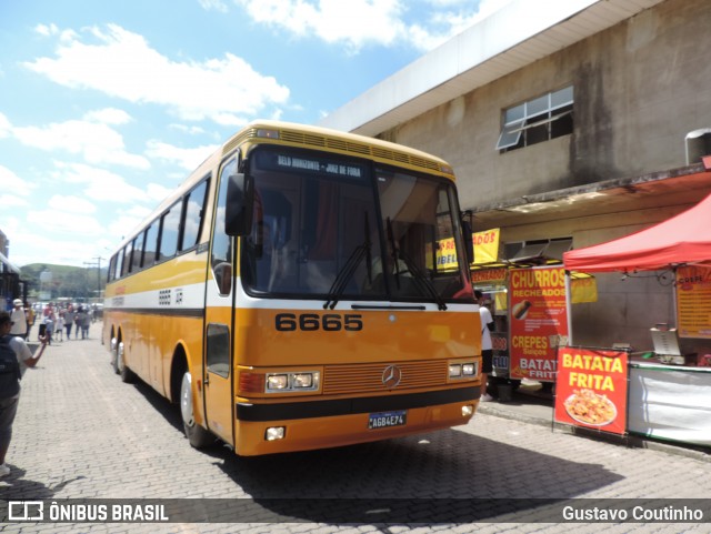 Ônibus Particulares 6665 na cidade de Juiz de Fora, Minas Gerais, Brasil, por Gustavo Coutinho. Número da foto: #13269156.