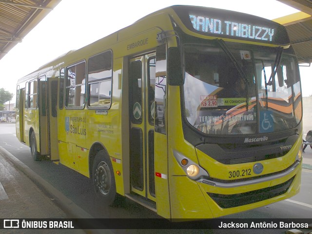 Víper Transportes 300.212 na cidade de São Luís, Maranhão, Brasil, por Jackson Antônio Barbosa. Número da foto: #13270185.