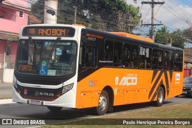 Viação Cidade do Aço RJ 174.213 na cidade de Volta Redonda, Rio de Janeiro, Brasil, por Paulo Henrique Pereira Borges. Número da foto: #13270820.