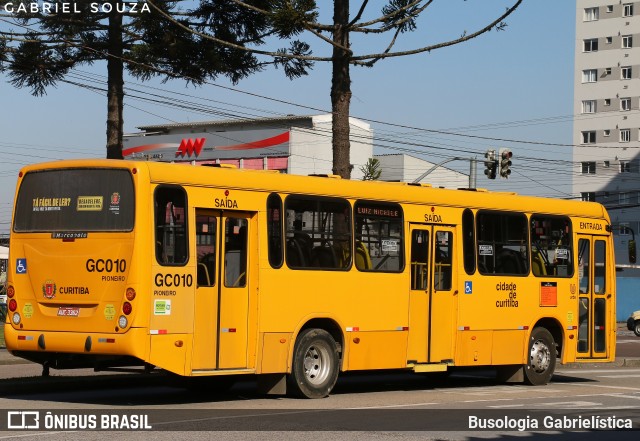Viação Cidade Sorriso >> Viação Sorriso de Curitiba GC010 na cidade de Curitiba, Paraná, Brasil, por Busologia Gabrielística. Número da foto: #13272803.