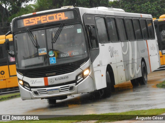 UniRio Transportes RJ 228.030 na cidade de Rio de Janeiro, Rio de Janeiro, Brasil, por Augusto César. Número da foto: #13273044.