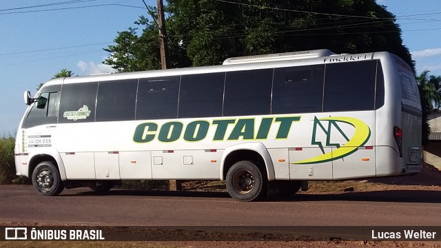 COOTAIT - Cooperativa de Transporte Rodoviário de Passageiros CH 056 na cidade de Santarém, Pará, Brasil, por Lucas Welter. Número da foto: #13273370.