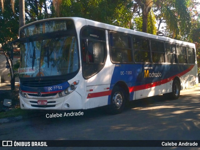 Transportes Machado DC 7.053 na cidade de Duque de Caxias, Rio de Janeiro, Brasil, por Calebe Andrade. Número da foto: #13272340.