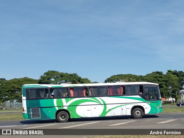 Ônibus Particulares 4318 na cidade de Araras, São Paulo, Brasil, por André Fermino . Número da foto: #13272860.