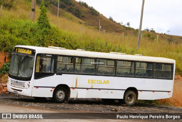 Ônibus Particulares 2J59 na cidade de Ubaporanga, Minas Gerais, Brasil, por Paulo Henrique Pereira Borges. Número da foto: #13273226.