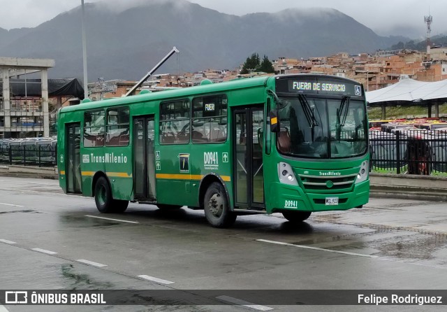 Consorcio Express S.A.S. - Transmilenio D0941 na cidade de Bogotá, Colômbia, por Felipe Rodriguez. Número da foto: #13271507.