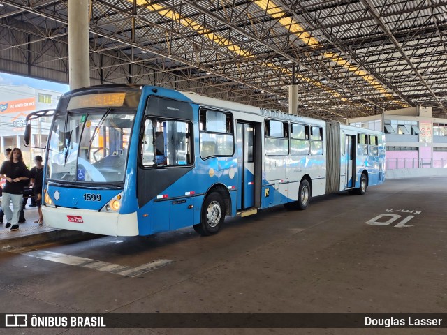 VB Transportes e Turismo 1599 na cidade de Campinas, São Paulo, Brasil, por Douglas Lasser. Número da foto: #13271731.