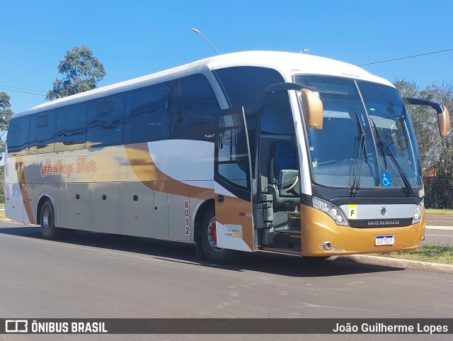 Halley Transportes e Turismo 8012 na cidade de Dois Córregos, São Paulo, Brasil, por João Guilherme Lopes. Número da foto: #13273375.