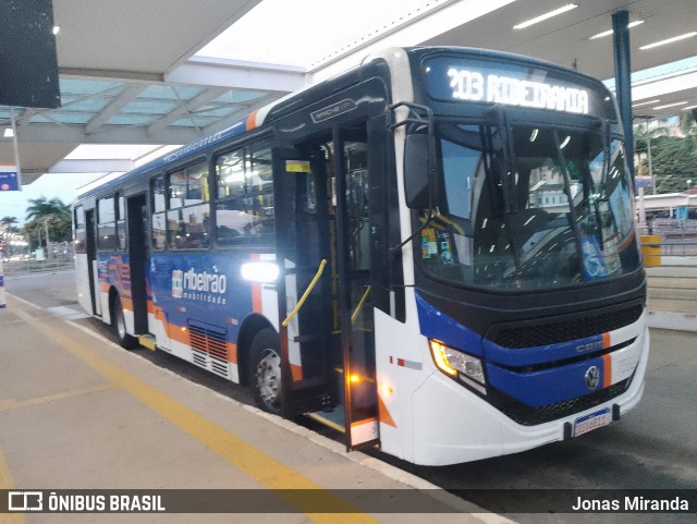 Transcorp 7562 na cidade de Ribeirão Preto, São Paulo, Brasil, por Jonas Miranda. Número da foto: #13272668.