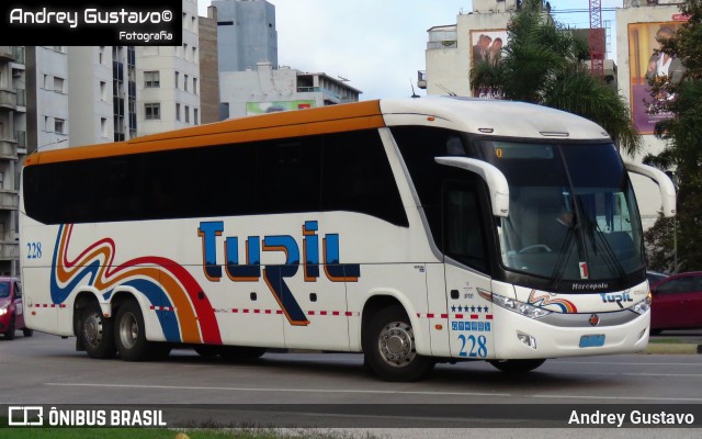 Turil 228 na cidade de Montevideo, Montevideo, Uruguai, por Andrey Gustavo. Número da foto: #13275880.