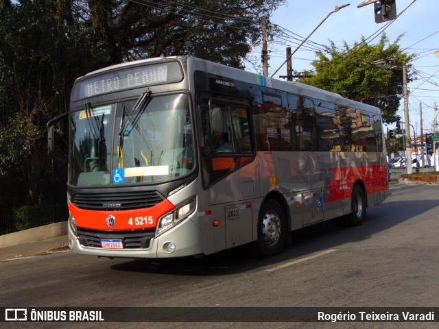 Allibus Transportes 4 5215 na cidade de São Paulo, São Paulo, Brasil, por Rogério Teixeira Varadi. Número da foto: #13275011.