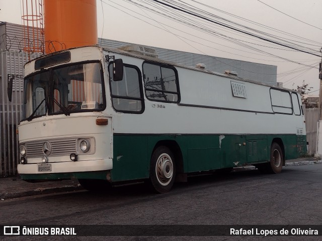 Ônibus Particulares 5860 na cidade de São Paulo, São Paulo, Brasil, por Rafael Lopes de Oliveira. Número da foto: #13275920.