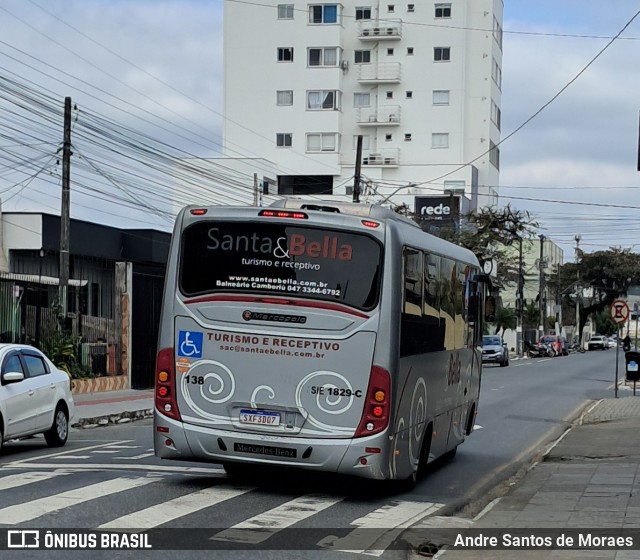 Santa & Bella Turismo e Receptivo 138 na cidade de Balneário Camboriú, Santa Catarina, Brasil, por Andre Santos de Moraes. Número da foto: #13275412.
