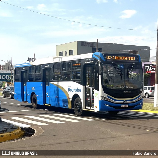 Viação Dourados 2173 na cidade de Dourados, Mato Grosso do Sul, Brasil, por Fabio Sandro. Número da foto: #13275930.