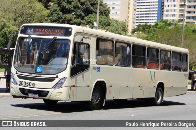 Reunidas Transportes Coletivos 30050 na cidade de Curitiba, Paraná, Brasil, por Paulo Henrique Pereira Borges. Número da foto: #13276241.