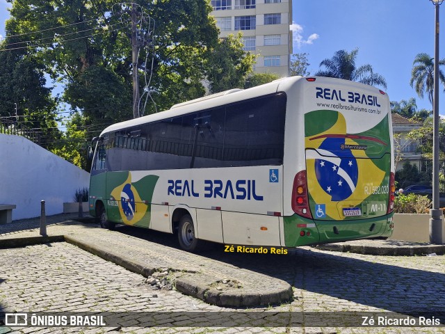 Real Brasil Turismo RJ 592.020 na cidade de Petrópolis, Rio de Janeiro, Brasil, por Zé Ricardo Reis. Número da foto: #13275135.