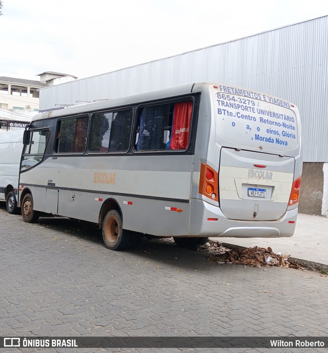 Escolares F299 na cidade de Governador Valadares, Minas Gerais, Brasil, por Wilton Roberto. Número da foto: #13275789.