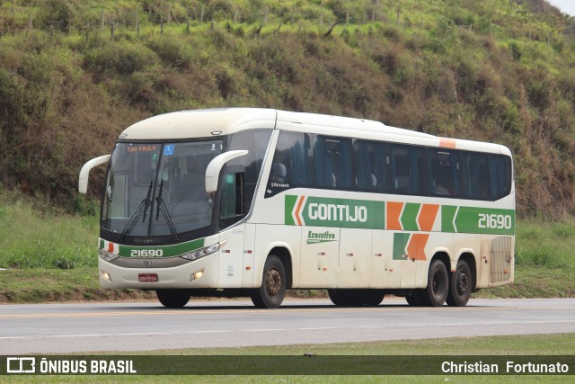 Empresa Gontijo de Transportes 21690 na cidade de Muriaé, Minas Gerais, Brasil, por Christian  Fortunato. Número da foto: #13274441.