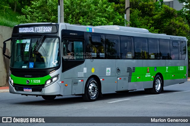 Cooperativa Fênix > Spencer Transporte 1 5228 na cidade de Barueri, São Paulo, Brasil, por Marlon Generoso. Número da foto: #13275438.