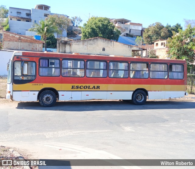Escolares 92986 na cidade de Governador Valadares, Minas Gerais, Brasil, por Wilton Roberto. Número da foto: #13275639.