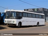 Ônibus Particulares 5177 na cidade de Santa Cruz do Sul, Rio Grande do Sul, Brasil, por Rodrigo  Ribeiro. Número da foto: #13276137.