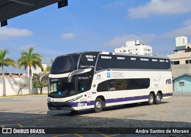 Princesa do Norte 51106 na cidade de Balneário Camboriú, Santa Catarina, Brasil, por Andre Santos de Moraes. Número da foto: #13278570.