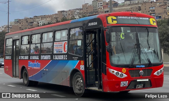 Rápido Transurbano 1247 na cidade de Santiago de Surco, Lima, Lima Metropolitana, Peru, por Felipe Lazo. Número da foto: #13276764.