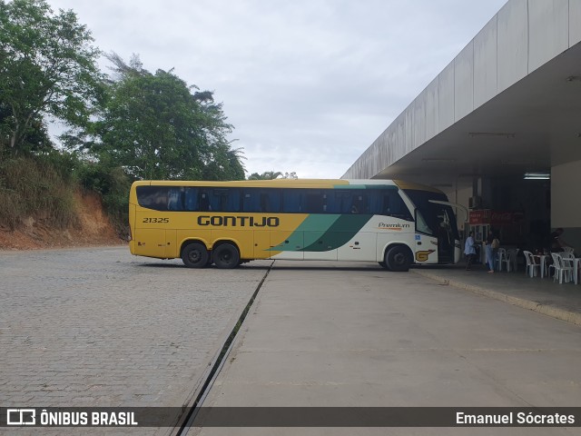 Empresa Gontijo de Transportes 21325 na cidade de Gandu, Bahia, Brasil, por Emanuel Sócrates. Número da foto: #13278385.