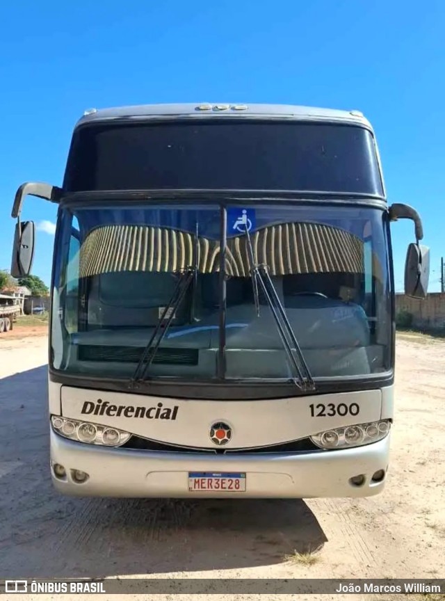 Diferencial Tur 12300 na cidade de Carmo do Cajuru, Minas Gerais, Brasil, por João Marcos William. Número da foto: #13278151.