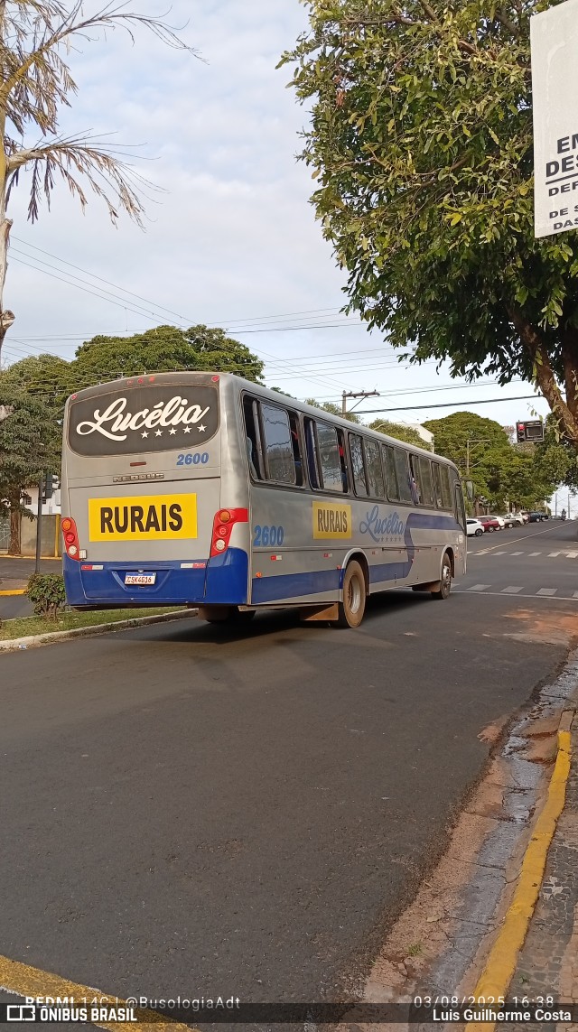 Lucélia Transportes 2600 na cidade de Adamantina, São Paulo, Brasil, por Luis Guilherme Costa. Número da foto: #13277816.